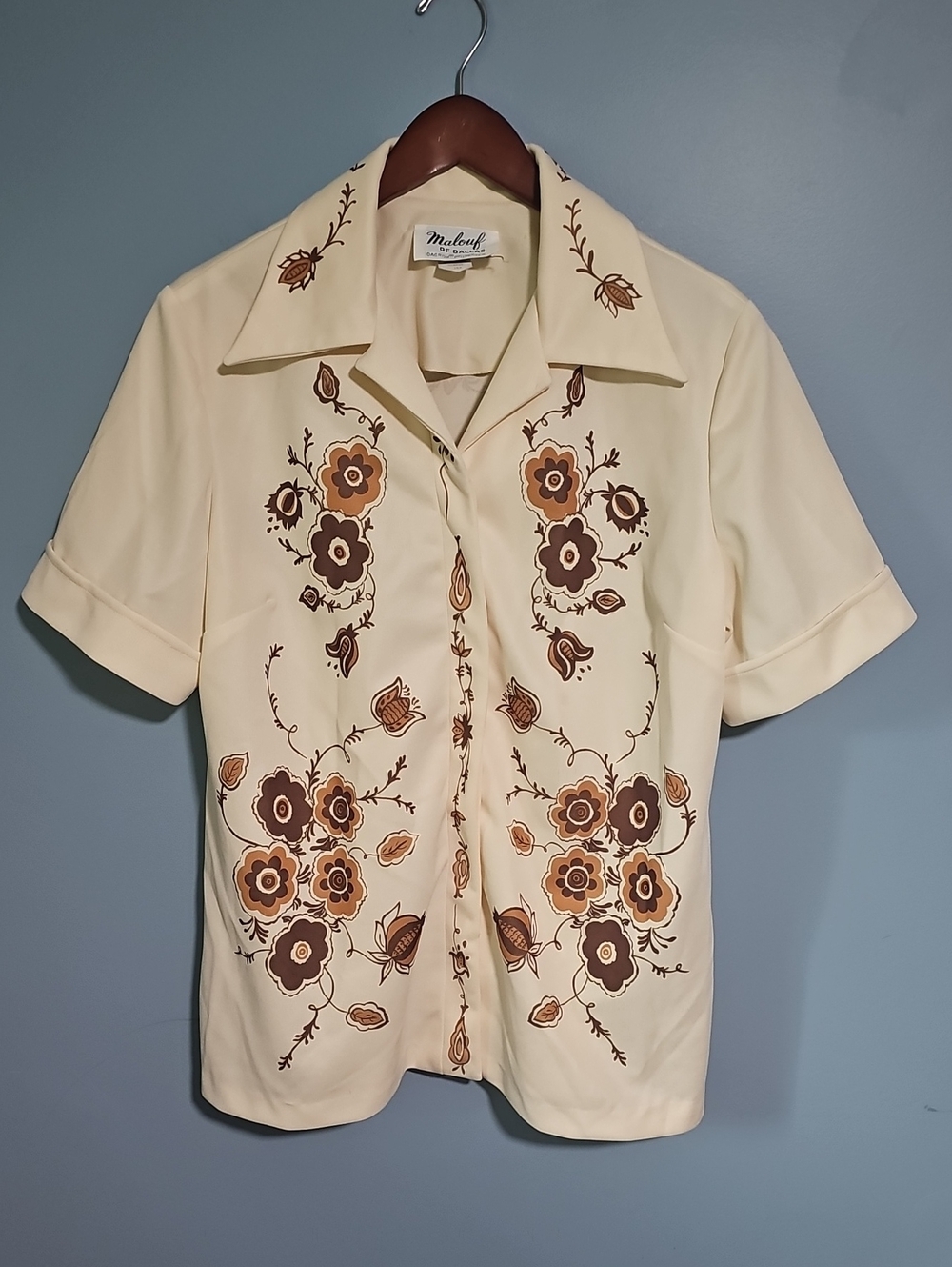Women's Malouf Of Dallas 1970's Button-Down with Brown Floral Print Size Large